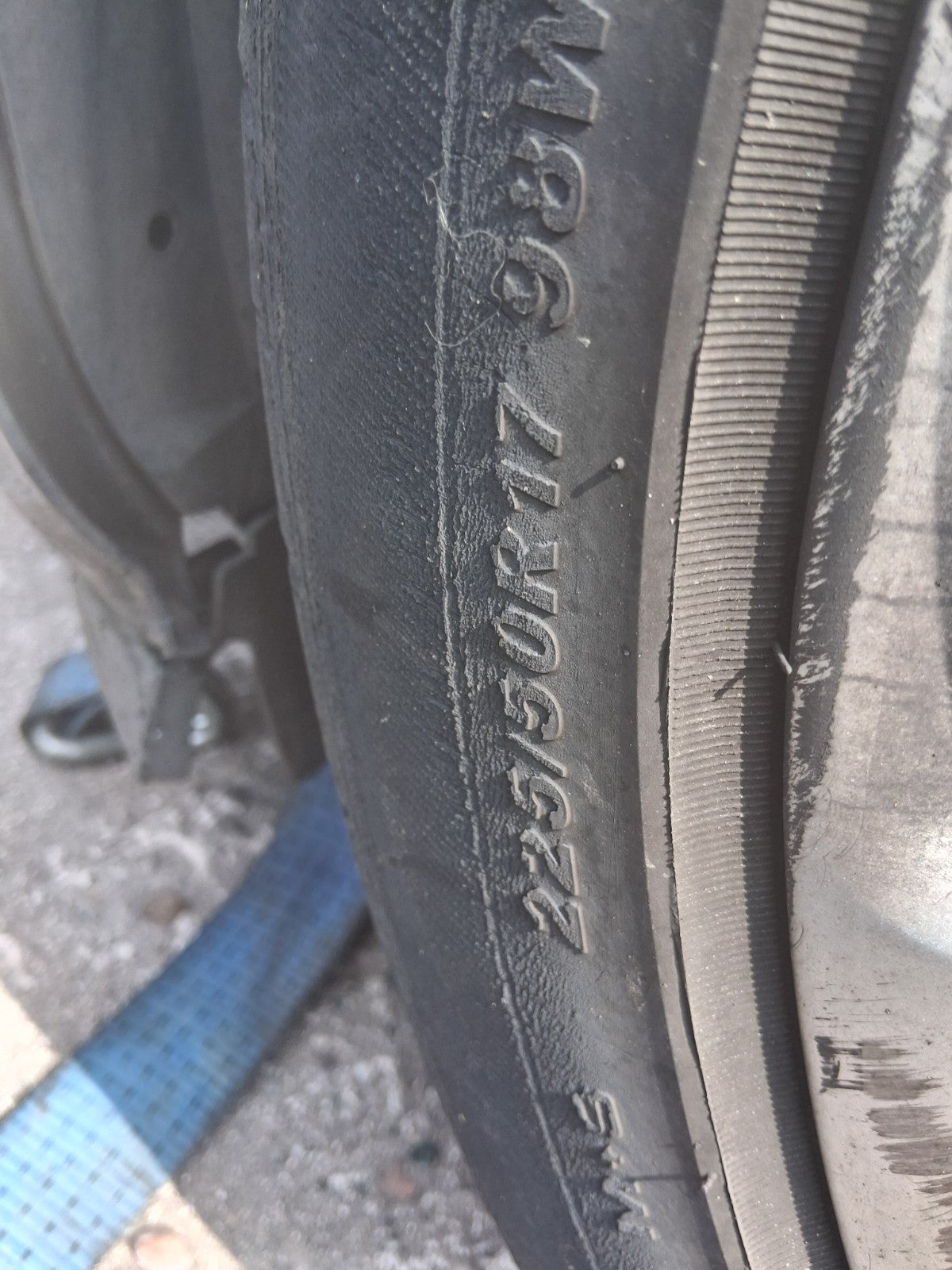2013 VAUXHALL ASTRA J ESTATE 17 INCH ALLOY WHEEL WITH TYRE 225/50R17