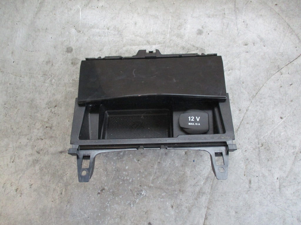 MERCEDES C CLASS W204 CENTRE CONSOLE ASH TRAY BLACK TRIM