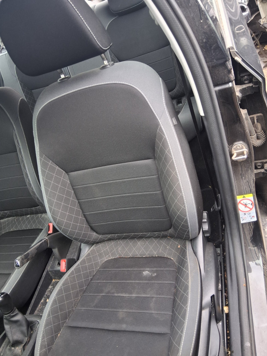 2020 SKODA FABIA MK3 NJ HATCHBACK NSF PASSENGER SIDE FRONT LEFT COMPLETE SEAT