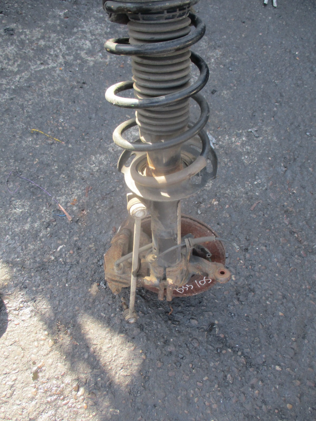 2011 CITROEN DS3 OSF DRIVER SIDE FRONT WHEEL HUB SUSPENSION SHOCK LEG 9671325880
