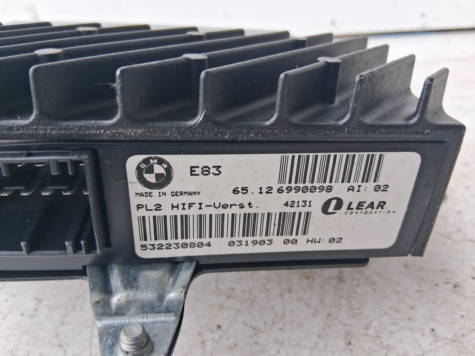 2004 BMW X3 E83 AMPLIFIER AUDIO RADIO 6990098