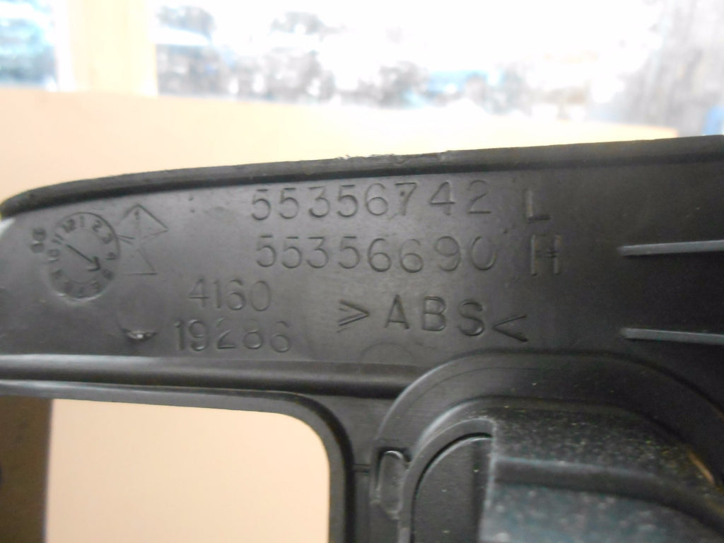 JEEP CHEROKEE ZJ 1999 DASH DASHBOARD SPEEDO CLOCK SURROUND TRIM 55356742
