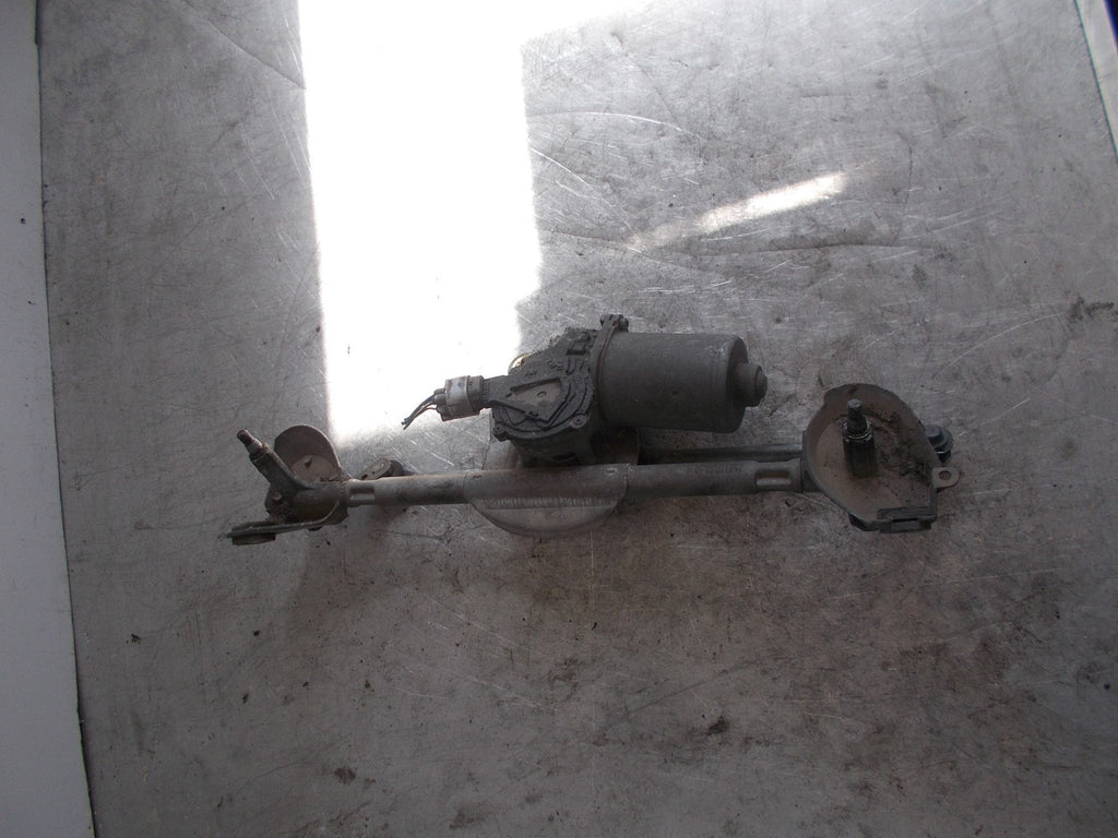 TOYOTA YARIS MK2 FRONT WIPER MOTOR & LINKAGE 851100D010