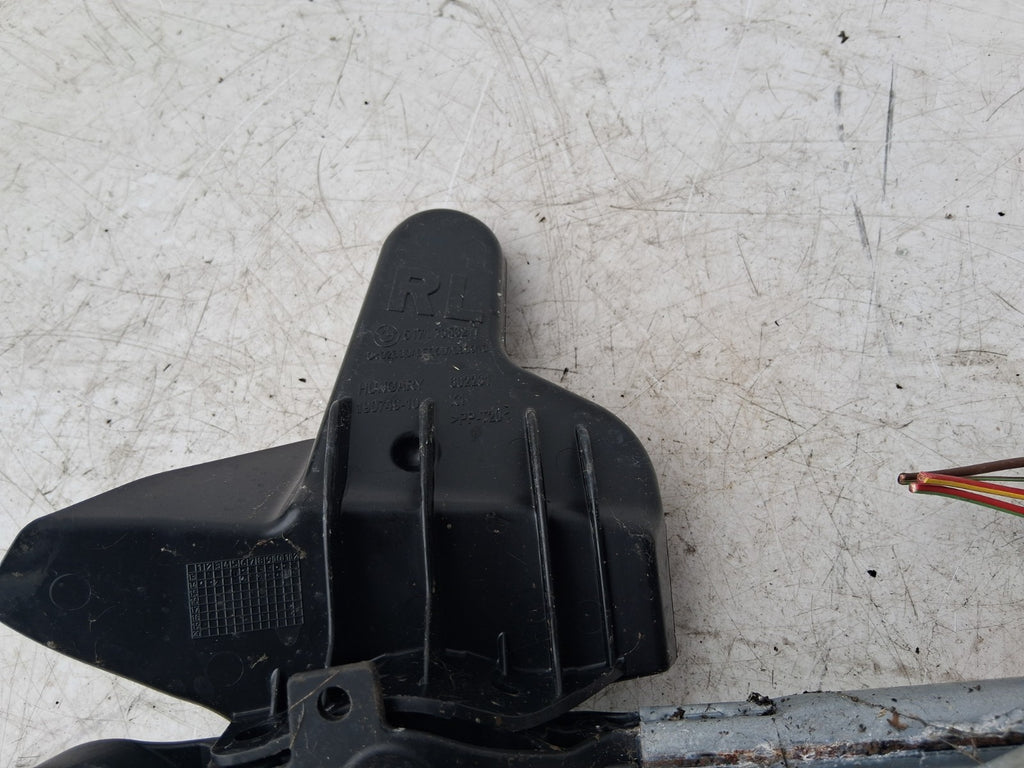 2014 BMW 3 SERIES F31 F30 FRONT WIPER MOTOR LINKAGES 7267504