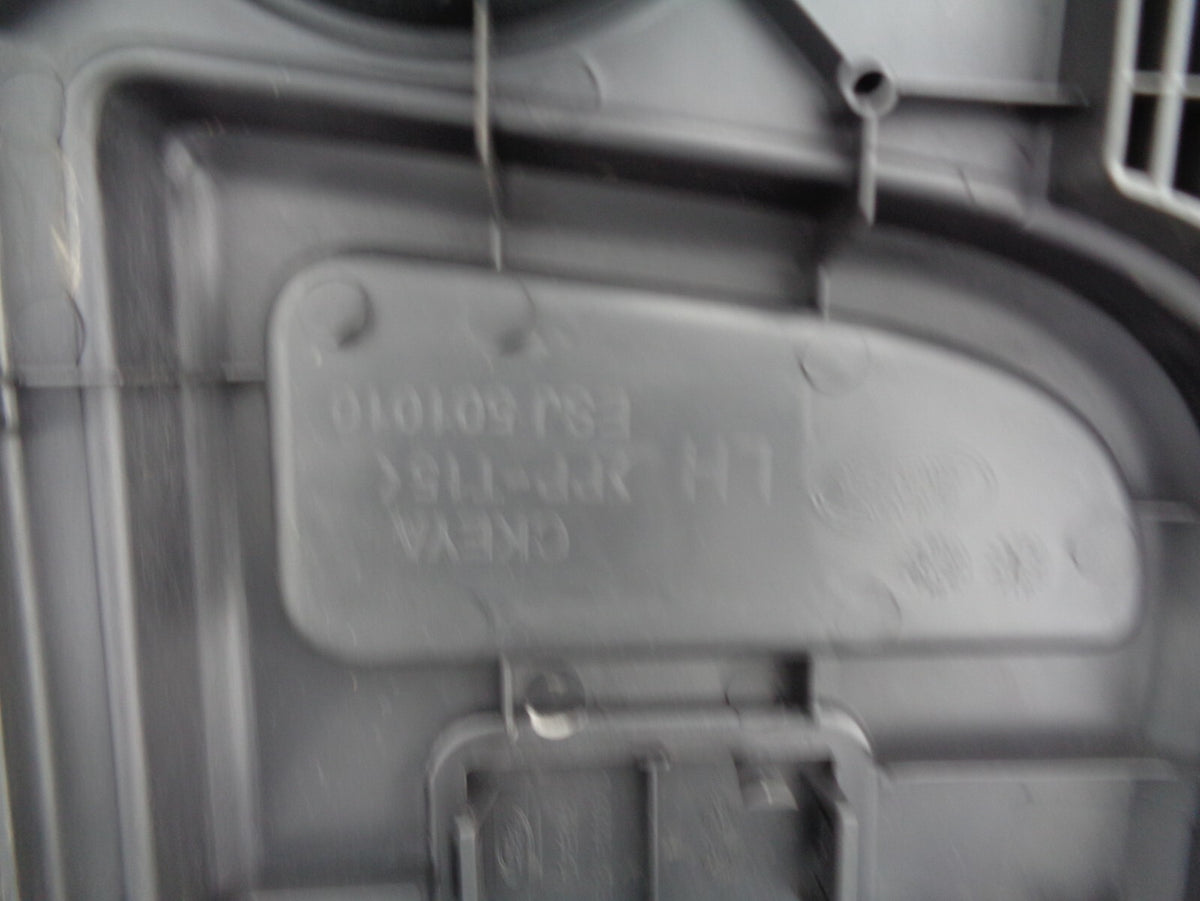 LAND ROVER DISCOVERY 3 2005 PASSENGE SIDE REAR BOOTSTORAGE COMPARTMENT ESJ501010