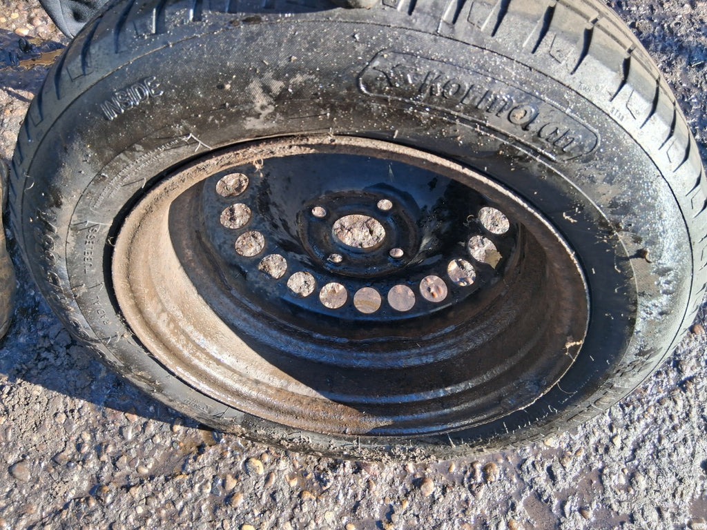 2008 VAUXHALL CORSA D 15 INCH STEEL WHEEL WITH TYRE 185/65R15
