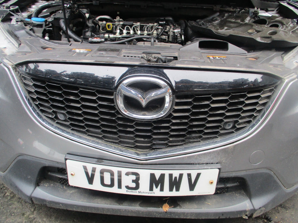 2013 MAZDA CX 5 MK1 FRONT COMPLETE BUMPER WITH BADGE GRILL FOG LIGHTS SILVER P38
