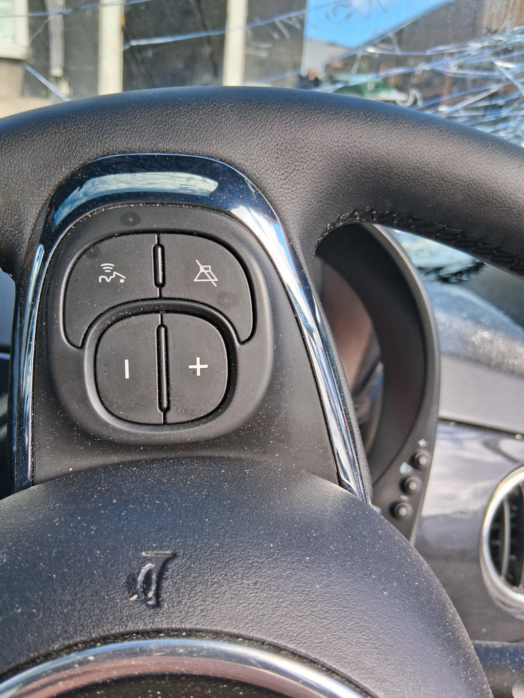 2025 FIAT 500 MHEV MULTIFUNCTIONAL STEERING WHEEL WITHOUT AIR BAG BLACK