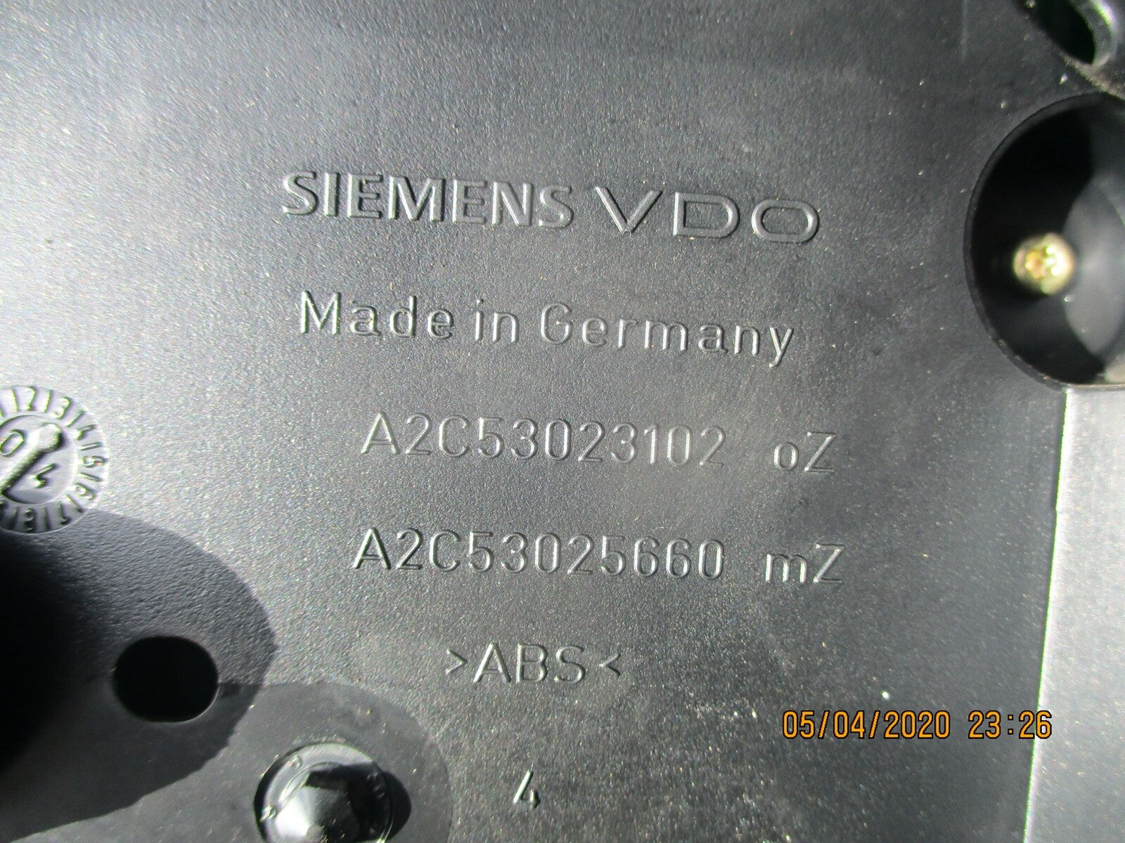 VW VOLKSWAGEN GOLF MK5 2007 1.6 INSTRUMENT CLUSTER SPEEDOMETER 110 080 246