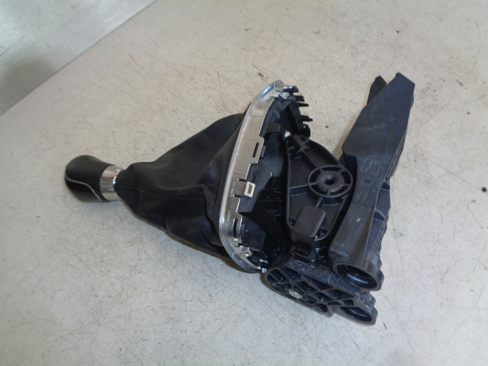 FORD FIESTA MK7 2017 5 SPEED MANUAL GEARSTICK GEAR SHIFTER C1BR7C453AKE