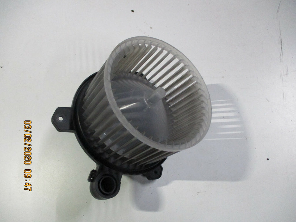 VAUXHALL VIVA 2017 HEATER AIR FAN BLOWER MOTOR ASSEMBLY UNIT 4051-0751
