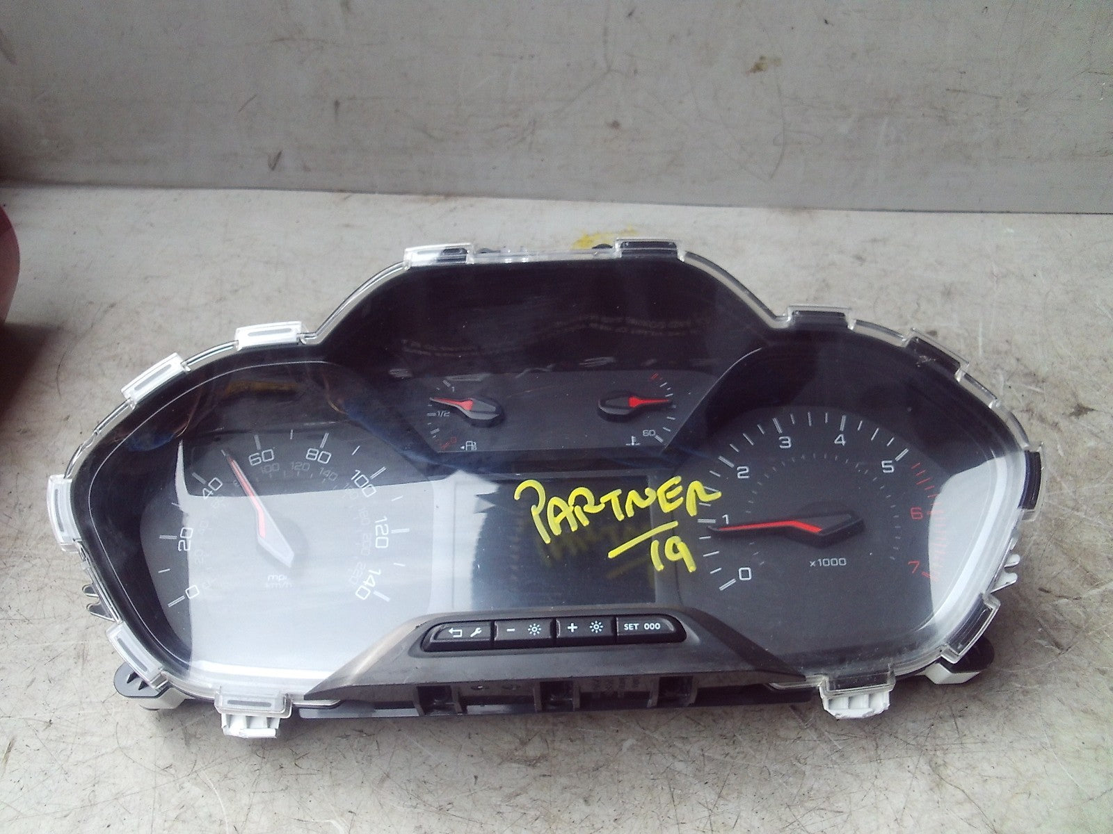 2019 PEUGEOT PARTNER SPEEDO SPEEDOMETER INSTRUMENT CLUSTER 983110178000