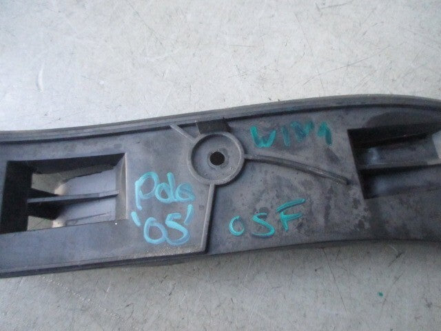 2005 VOLKSWAGEN POLO OSF DRIVERS SIDE REAR BUMPER LEFT BRACKET HOLDER 6Q0807184