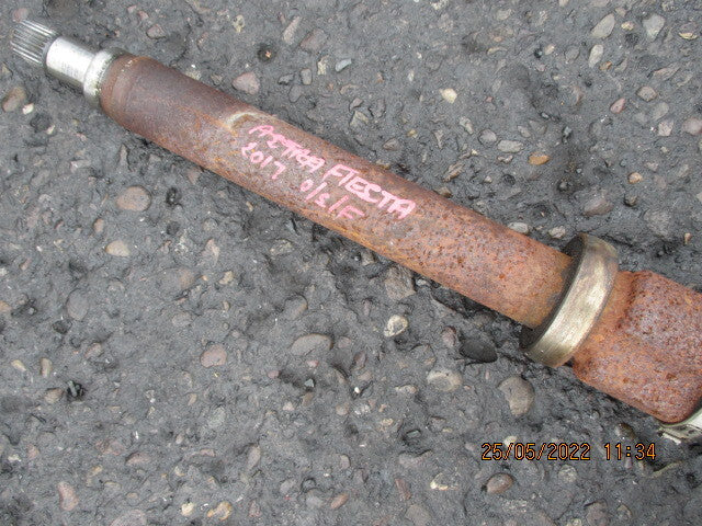FORD FIESTA MK7 2017 1.2 PETROL OSF DRIVER SIDE FRONT DRIVESHAFT 8V513B436AAF