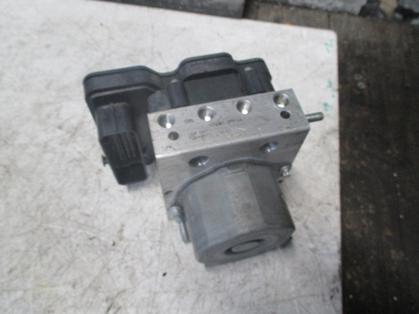 NISSAN MICRA K14 2019 1.0 PETROL ABS PUMP & MODULATOR 476005FP0A