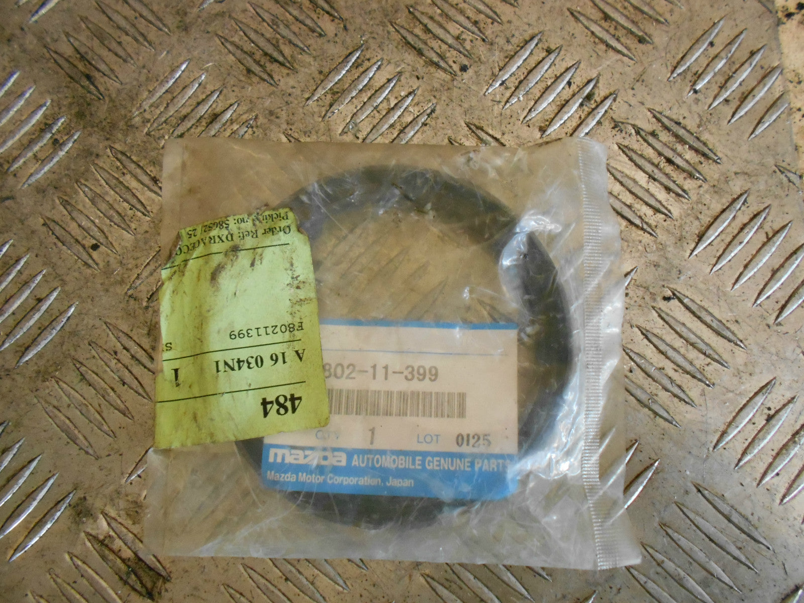 MAZDA 626 MK5 1999 DIESEL CRANKSHAFT OIL SEAL F802-11-399 GENUINE NEW