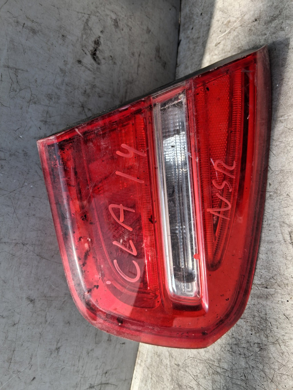 MERCEDES BENZ CLA 2014 NSR PASSENGER SIDE REAR LEFT INNER TAIL LIGHT A1569061158
