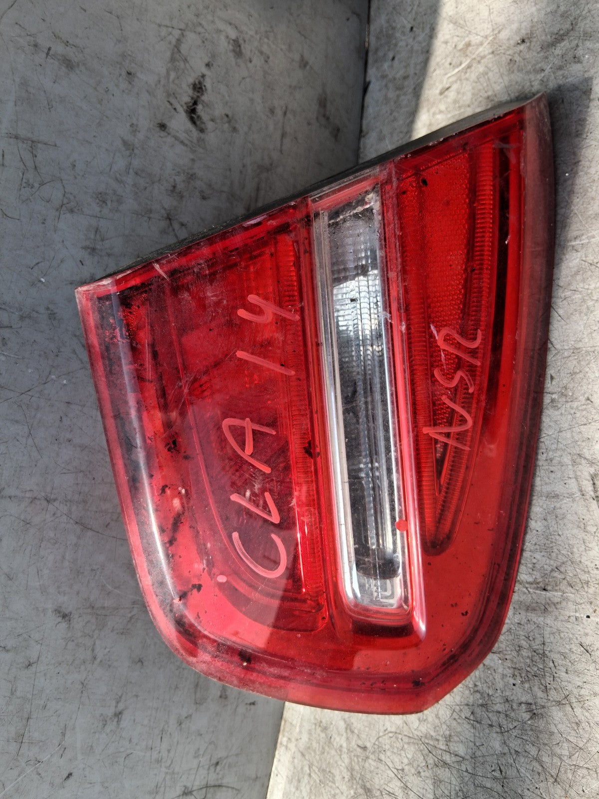 MERCEDES BENZ CLA 2014 NSR PASSENGER SIDE REAR LEFT INNER TAIL LIGHT A1569061158