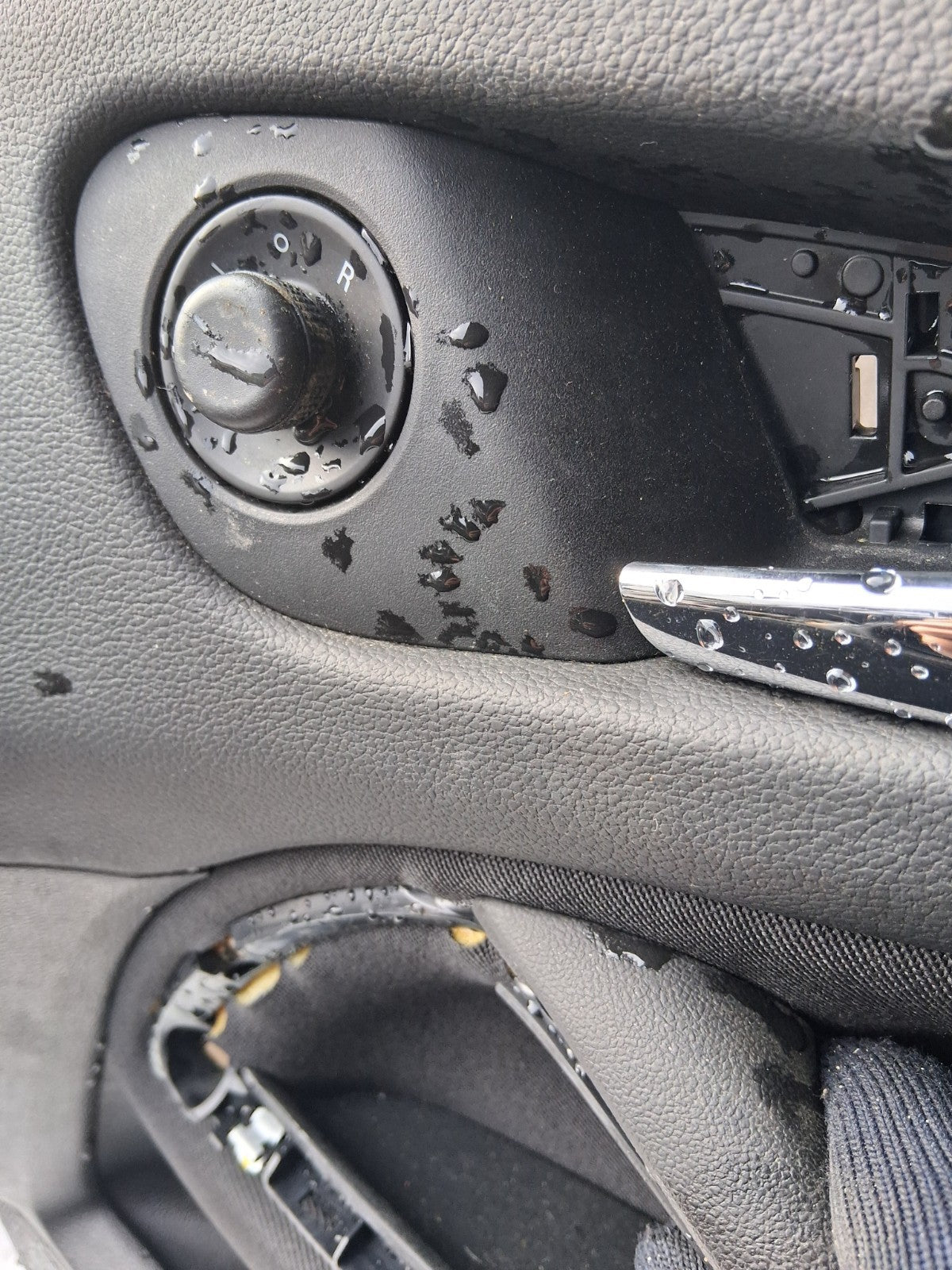 2017 VAUXHALL ZAFIRA C FRONT DRIVER RIGHT NEAR SIDE DOOR CARD TRIM 39104875