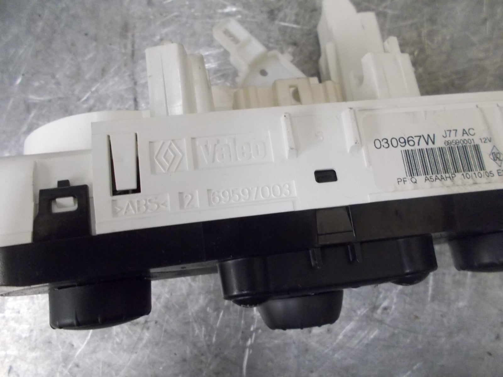 RENAULT CLIO 2007 CLIMATE CONTROL UNIT MODULE 69597003