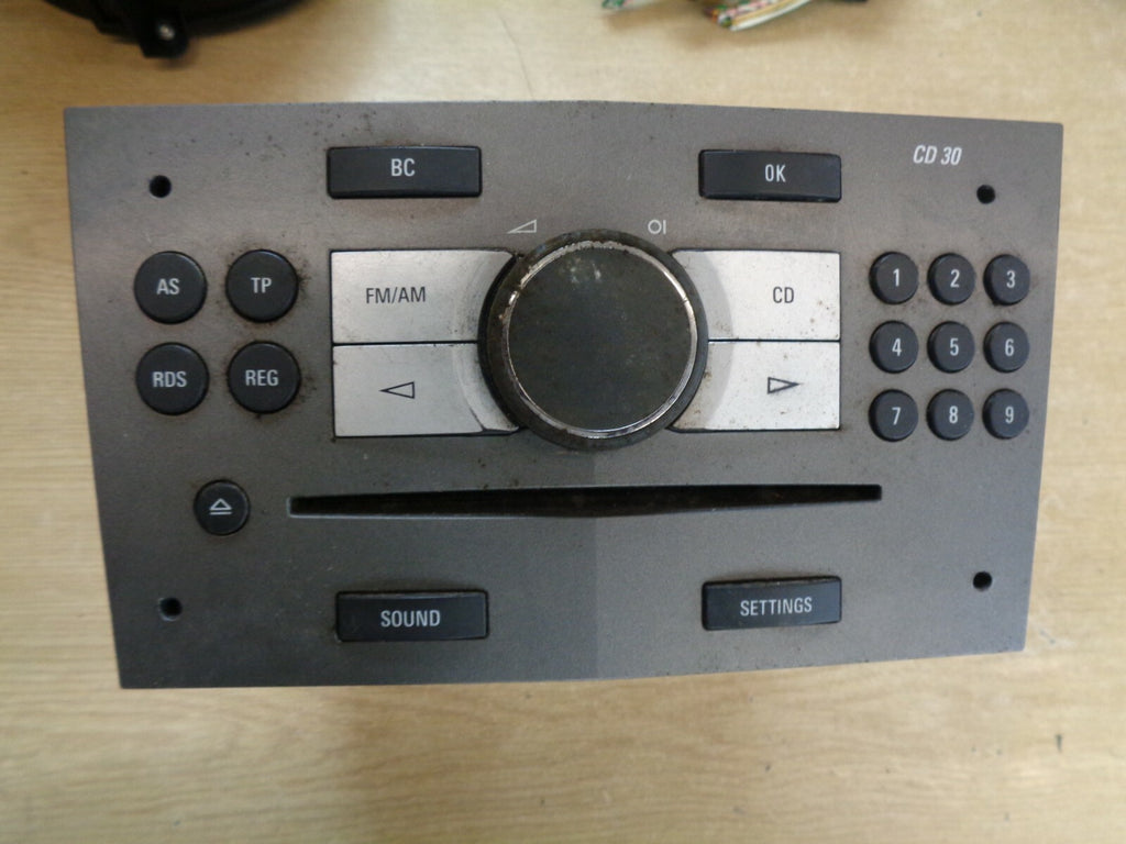 VAUXHALL ZAFIRA B MK2 2016 RADIO CD STEREO HEAD UNIT 13263049