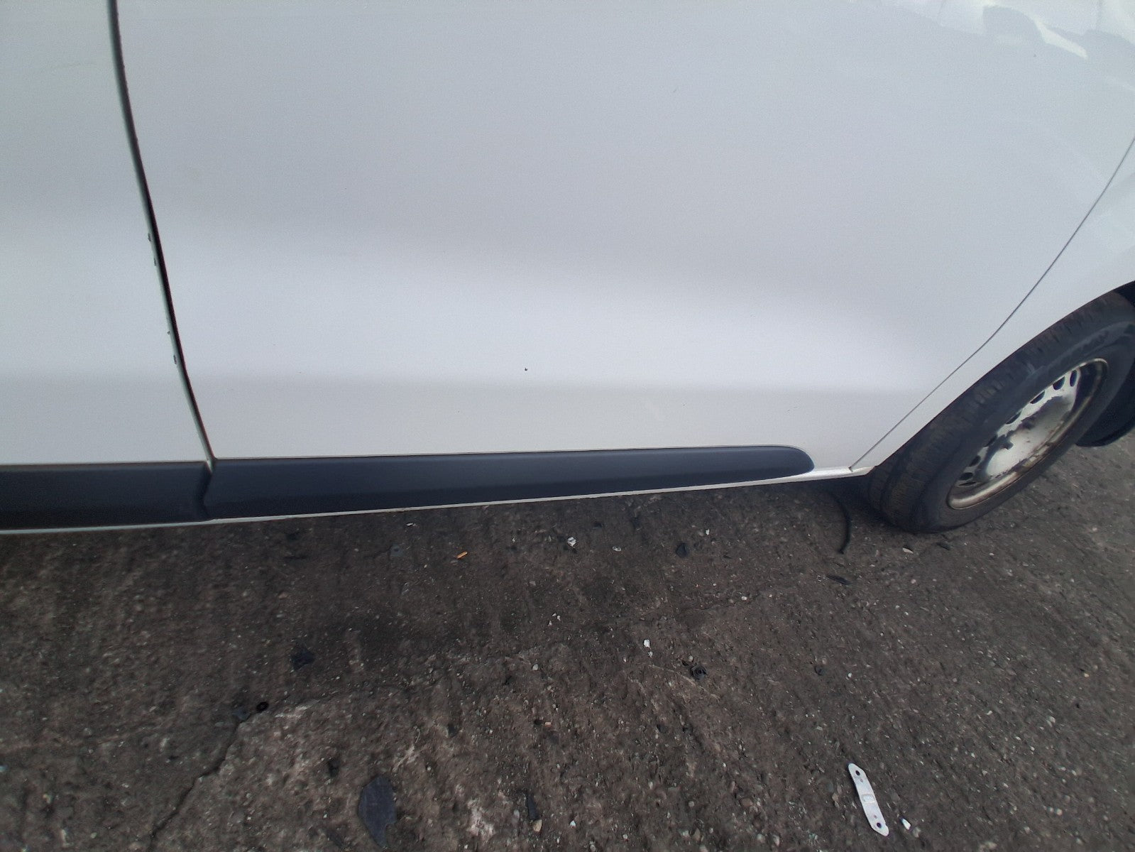 2019 CITROEN DISPATCH VIVARO MK3 OSF DRIVER SIDE FRONT DOOR MOULDING TRIM