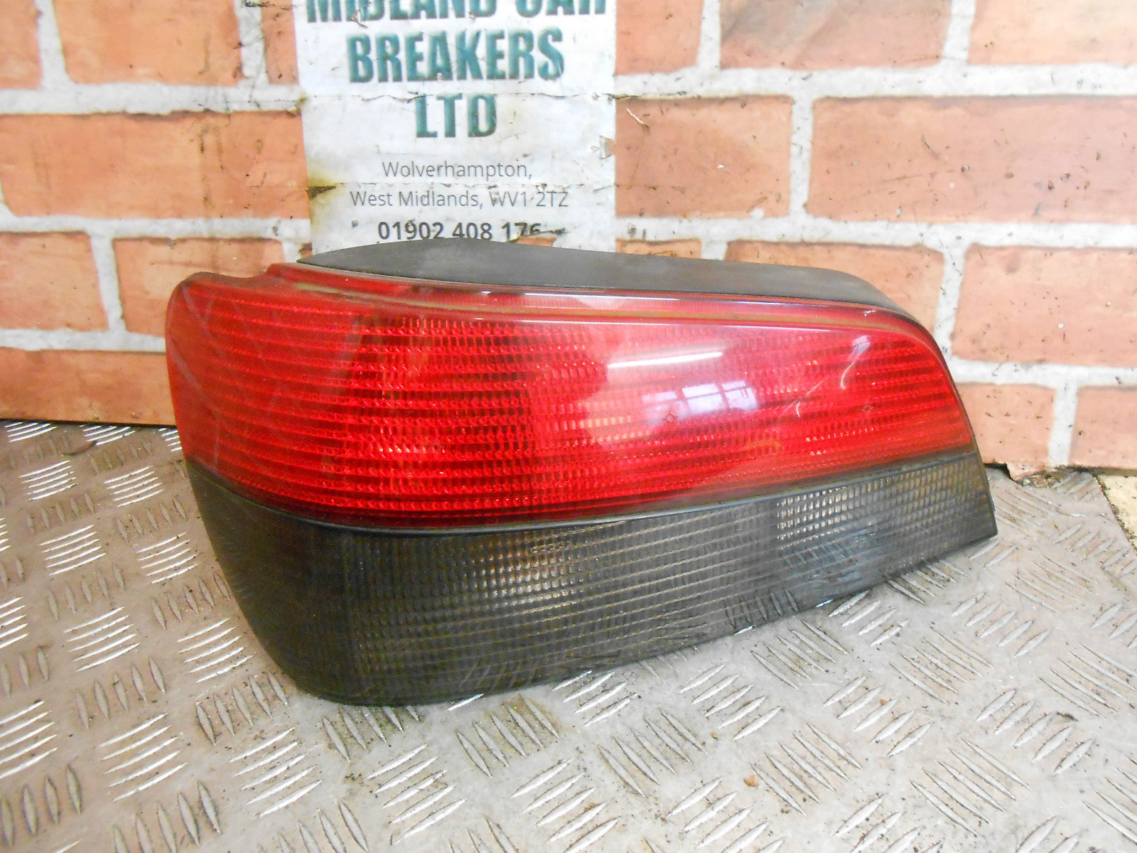 PEUGEOT 306 MK2 2000 NSR PASSENGER SIDE REAR BRAKE TAIL LIGHT CLUSTER VALEO
