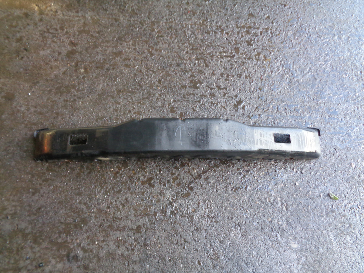 MAZDA MX5 NB MK2 2000 FRONT PLASTIC CRASH BUMPER REINFORCEMENT SUPPORT BAR BEAM