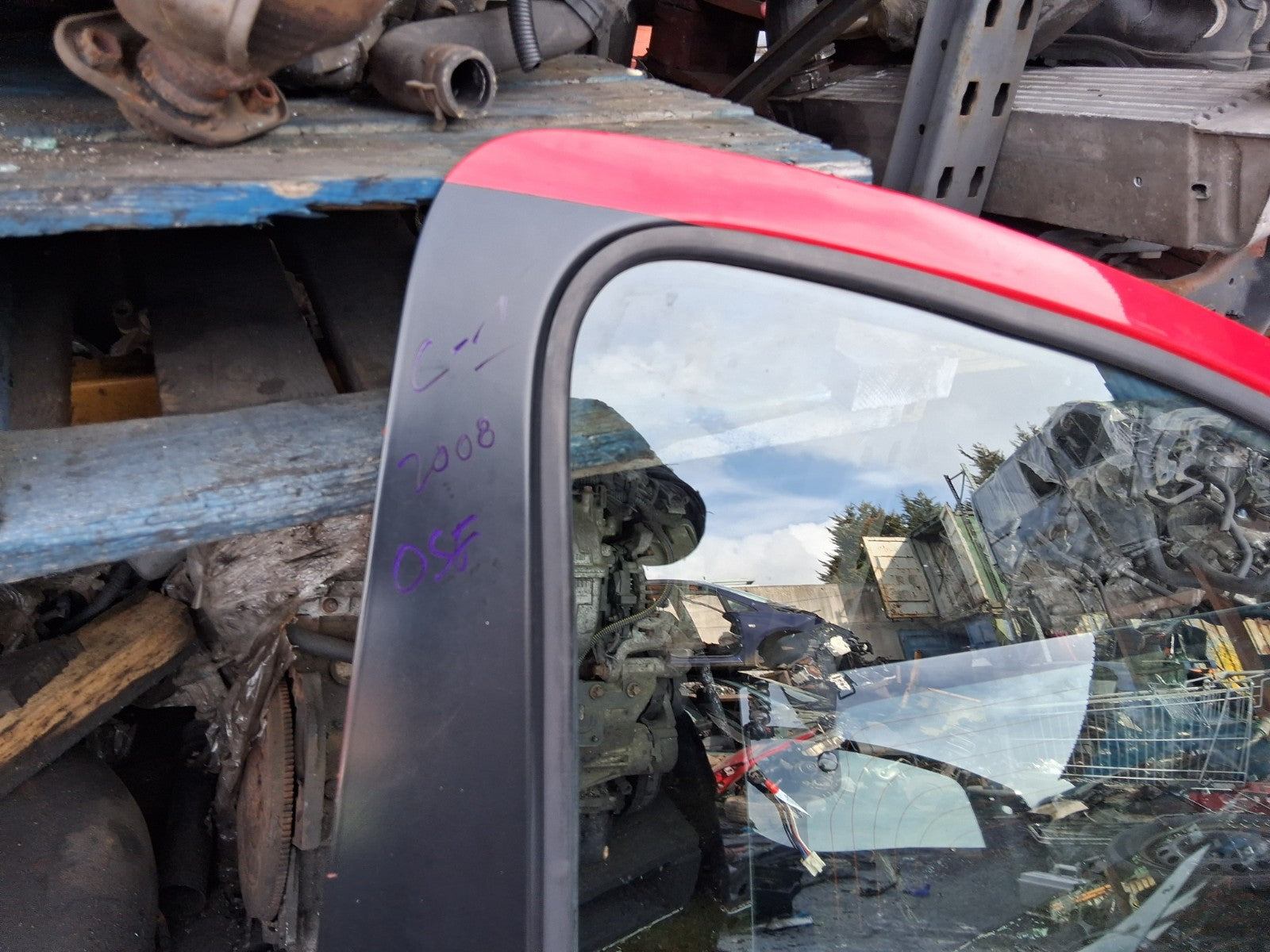 2008 CITROEN C1 MK1 3 DOOR OSF DRIVER SIDE FRONT RIGHT COMPLETE DOOR RED