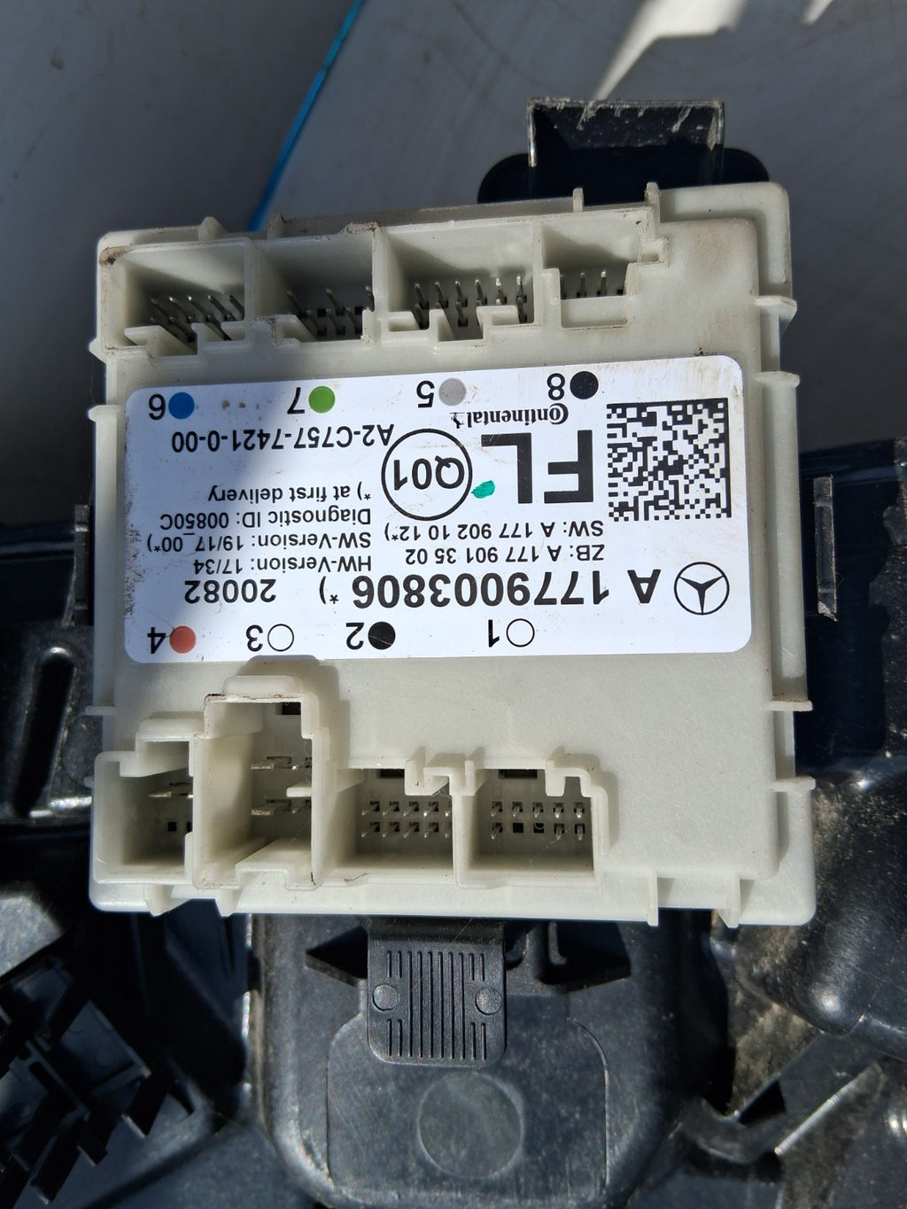 2021 MERCEDES A CLASS NS NEAR LEFT PASSENGER SIDE COMPLETE DOOR CARD