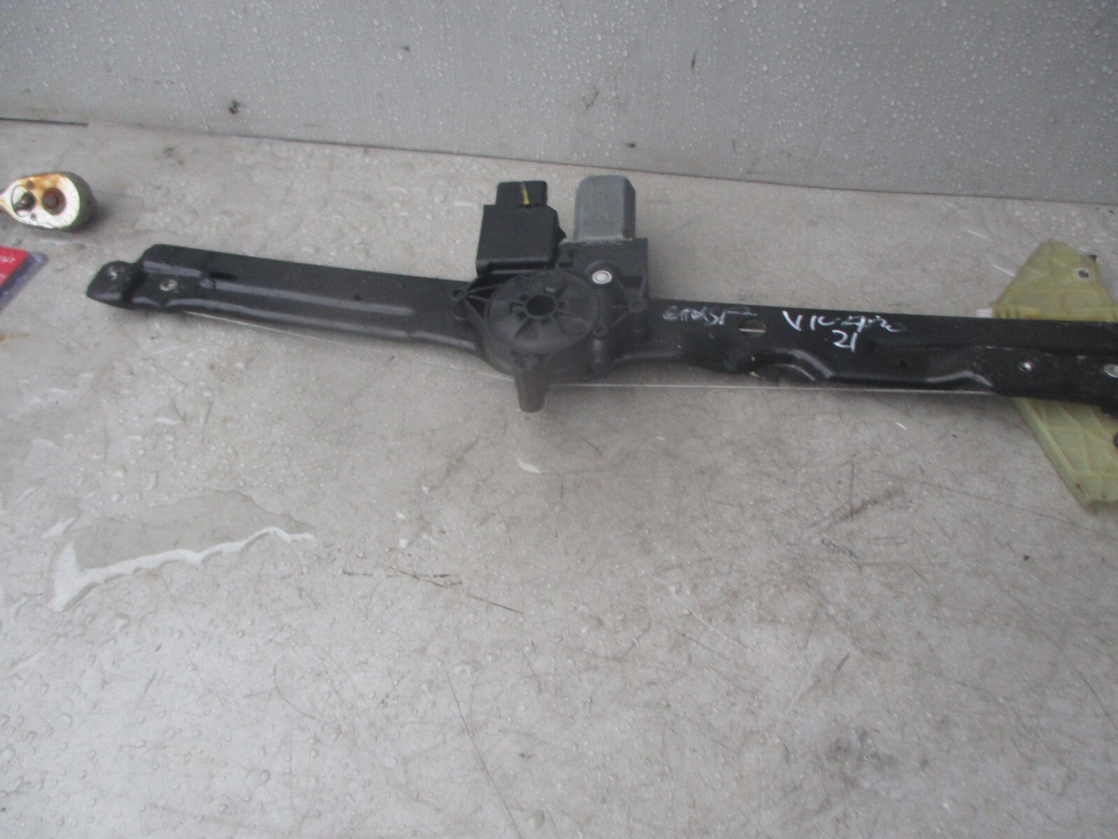 VAUXHALL VIVARO MK3 2021 NSF PASSENGER FRONT WINDOW REGULATOR & MOTOR 9829503680