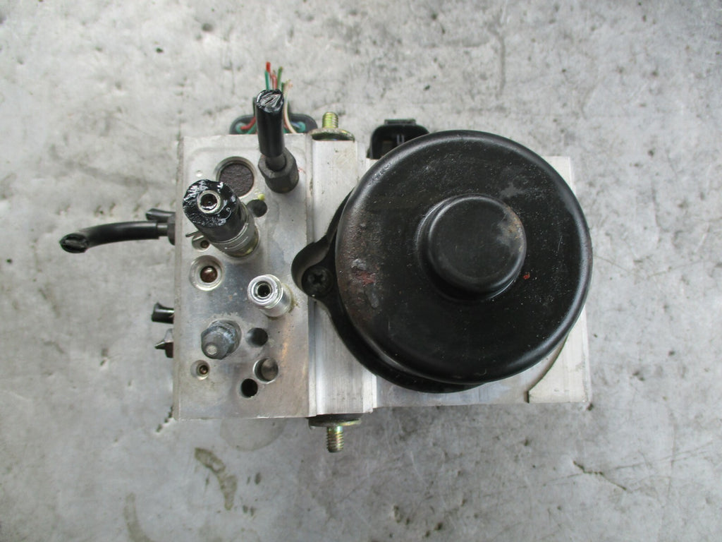 LEXUS IS 200 MK1 ABS PUMP & CONTROL MODULE 1332005040
