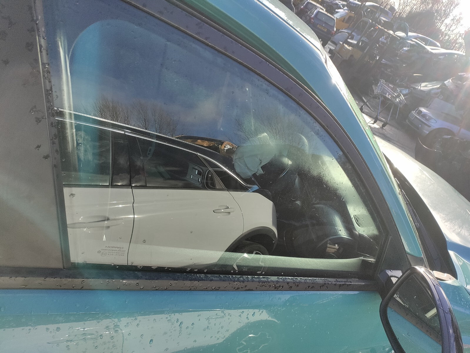 2024 JEEP AVENGER OSF DRIVER SIDE FRONT WINDOW GLASS