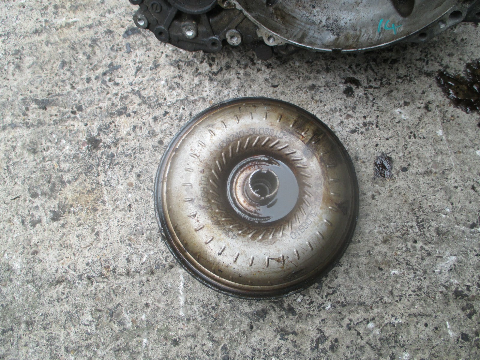 VOLVO V40 2004 AUTO GEARBOX TRANSMISSION TORQUE CONVERTER 30681144 30681142 BG14