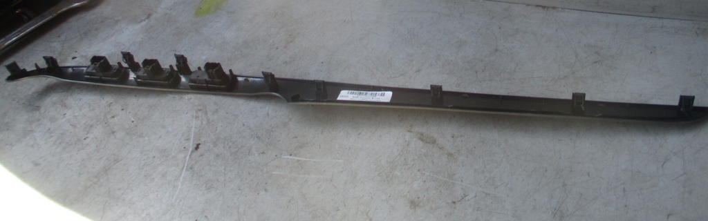 2011 FORD SMAX DASHBOARD CENTRE TITANIUM TRIM PANEL WITH HAZARD SWITCH 7M21/6M21