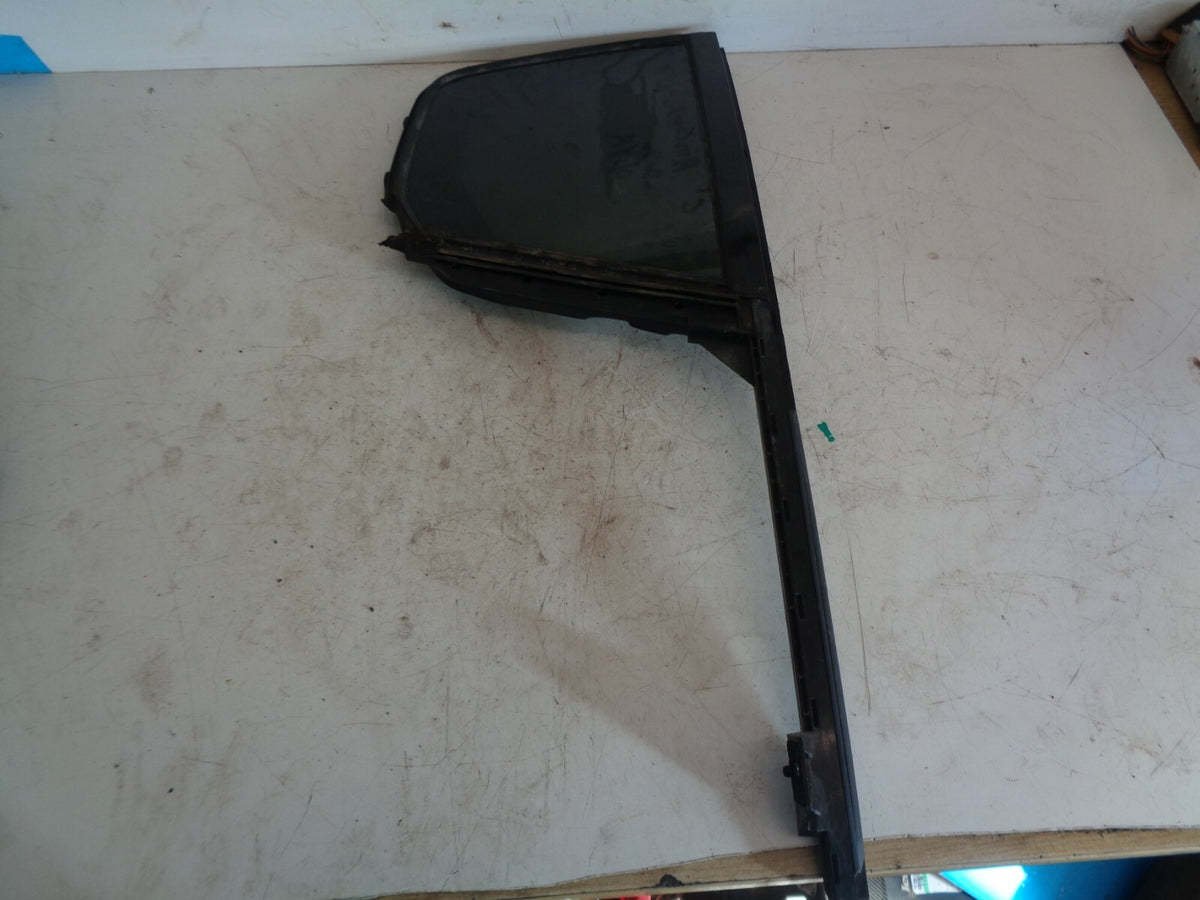 CITROEN C5 AIRCROSS 2020 DRIVER SIDE REAR DOOR QUARTER GLASS 9816905980
