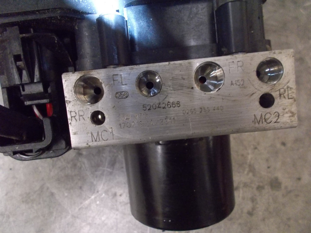 FIAT 500 2017 1.2 ABS PUMP & CONTROL MODULE 52042668