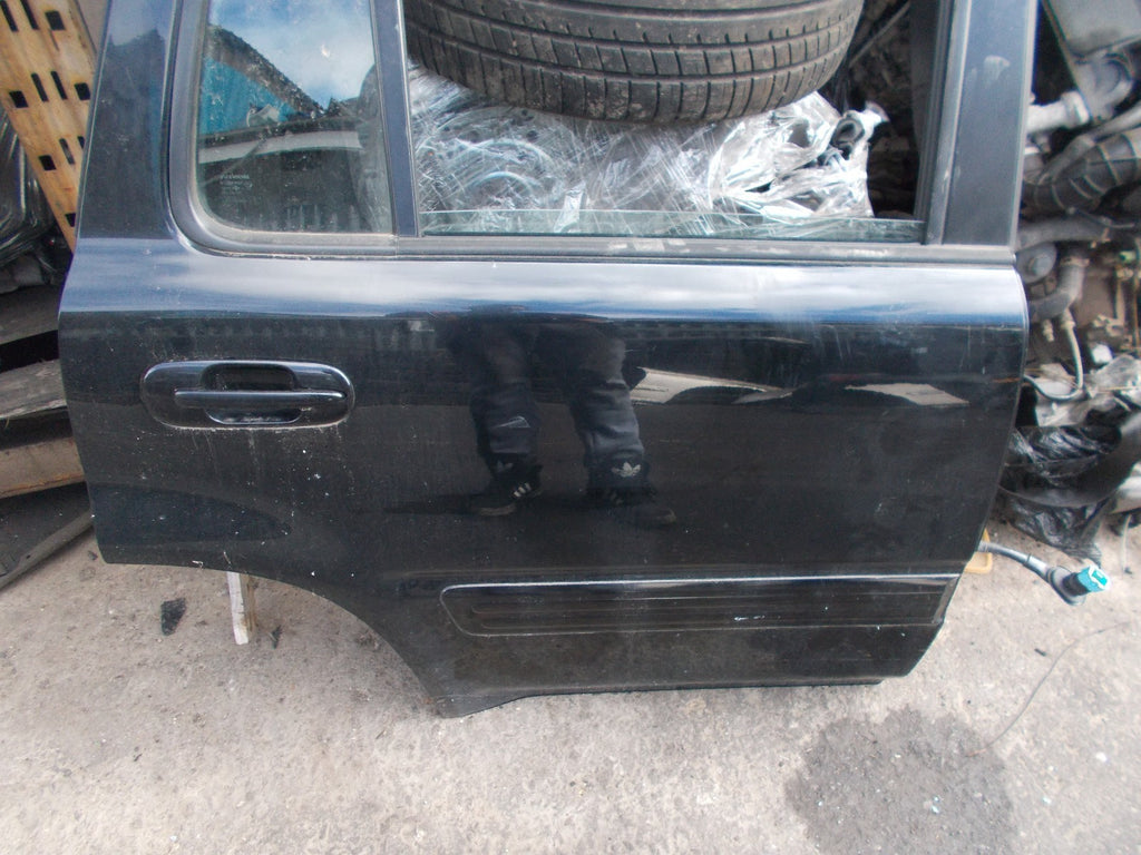 HONDA CRV CR-V MK1 2001 OFF SIDE REAR DOOR DRIVER SIDE REAR DOOR BLACK