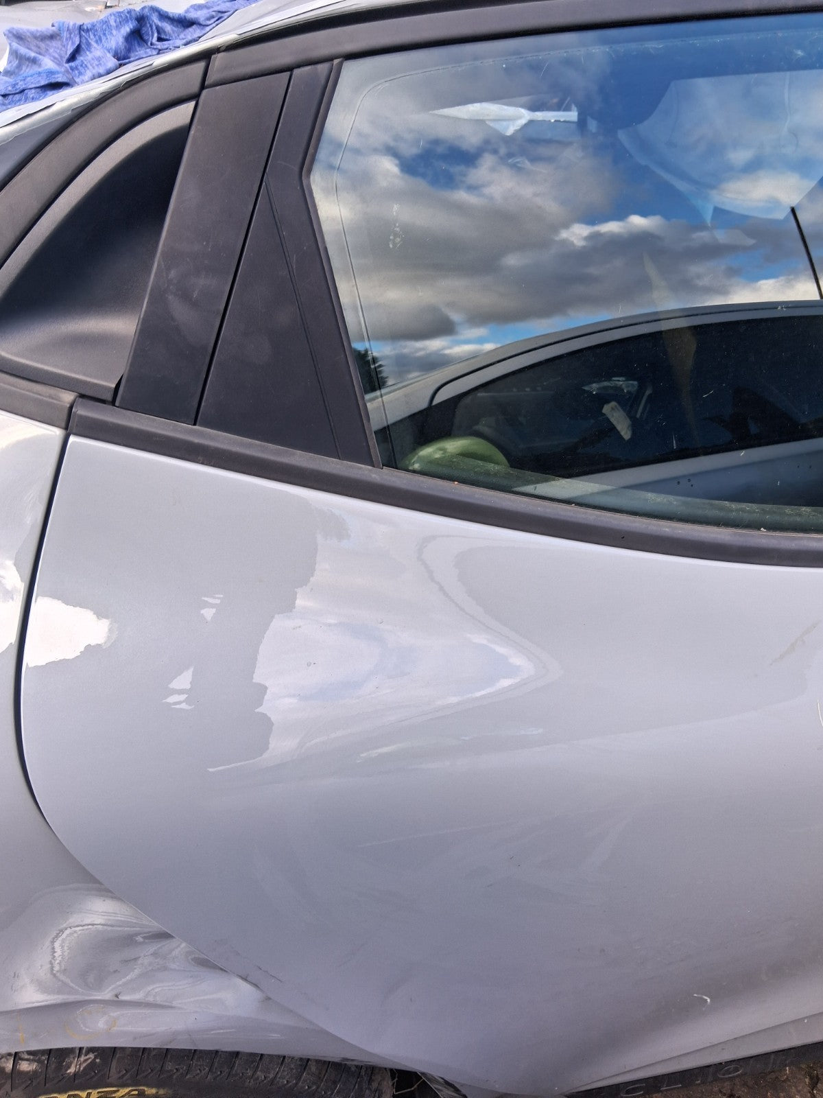2024 RENAULT CLIO FACELIFT MK5 OSR DRIVER SIDE REAR RIGHT BARE DOOR GREY