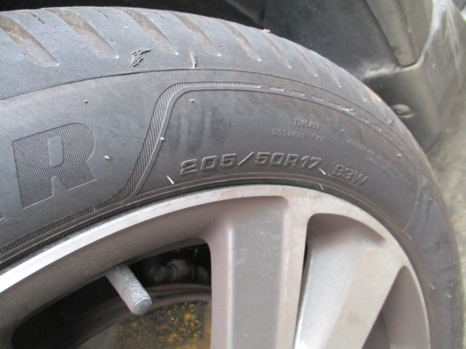 PEUGEOT 2008 2018 MK1 17 INCH ALLOY WHEEL WITH TYRE 205/50R17 REF 1