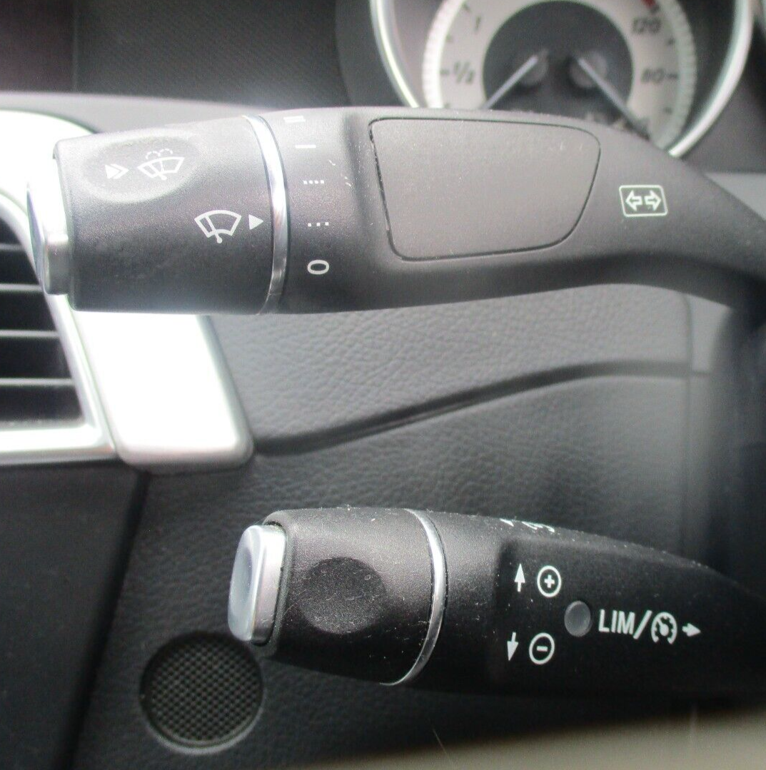 2012 MERCEDES C-CLASS COUPE FACE LIFT W204 INDICATOR WIPER SWITCH STALK