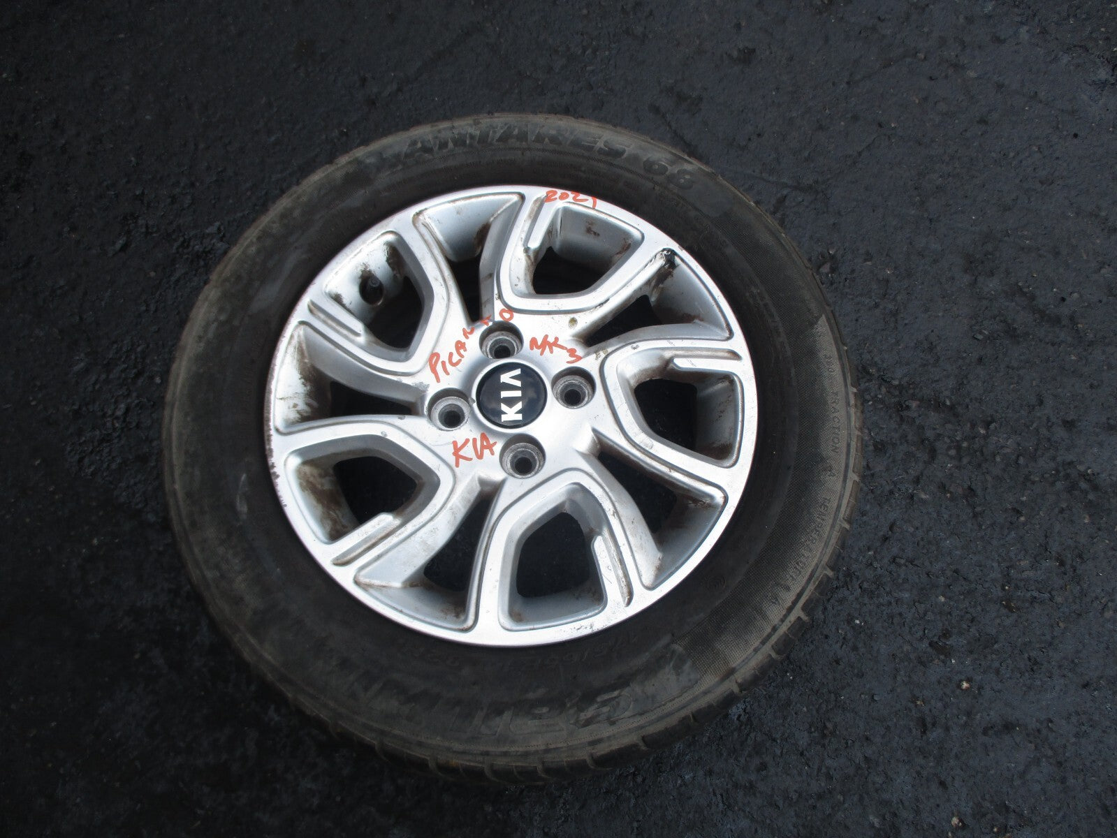 KIA PICANTO MK3 2021 ALLOY WHEEL WITH TYRE 175/65R14