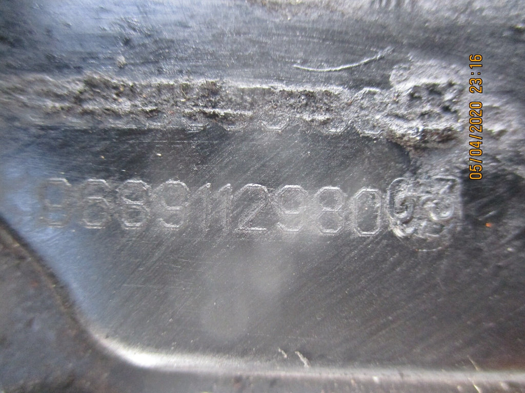FORD FIESTA 2015 1.6 ROCKER COVER M06042A170