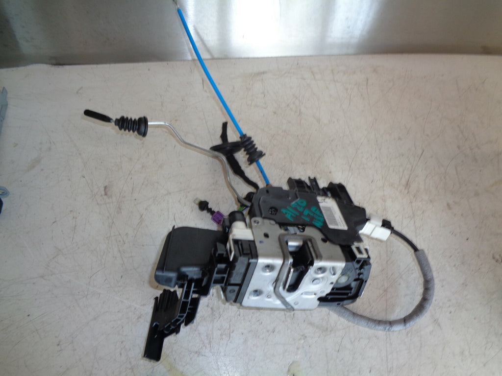 MERCEDES BENZ A180 A CLASS 2017 W176 NSF PASSENGER FRONT DOOR LOCK A2040085899