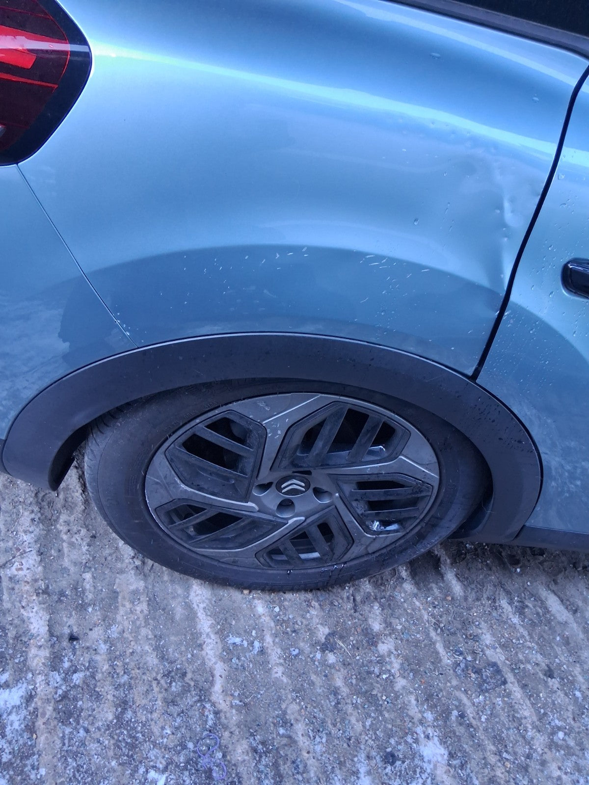 2023 CITROEN C4 MK3 NSR PASSENGER SIDE REAR LEFT WHEEL ARCH TRIM BLACK