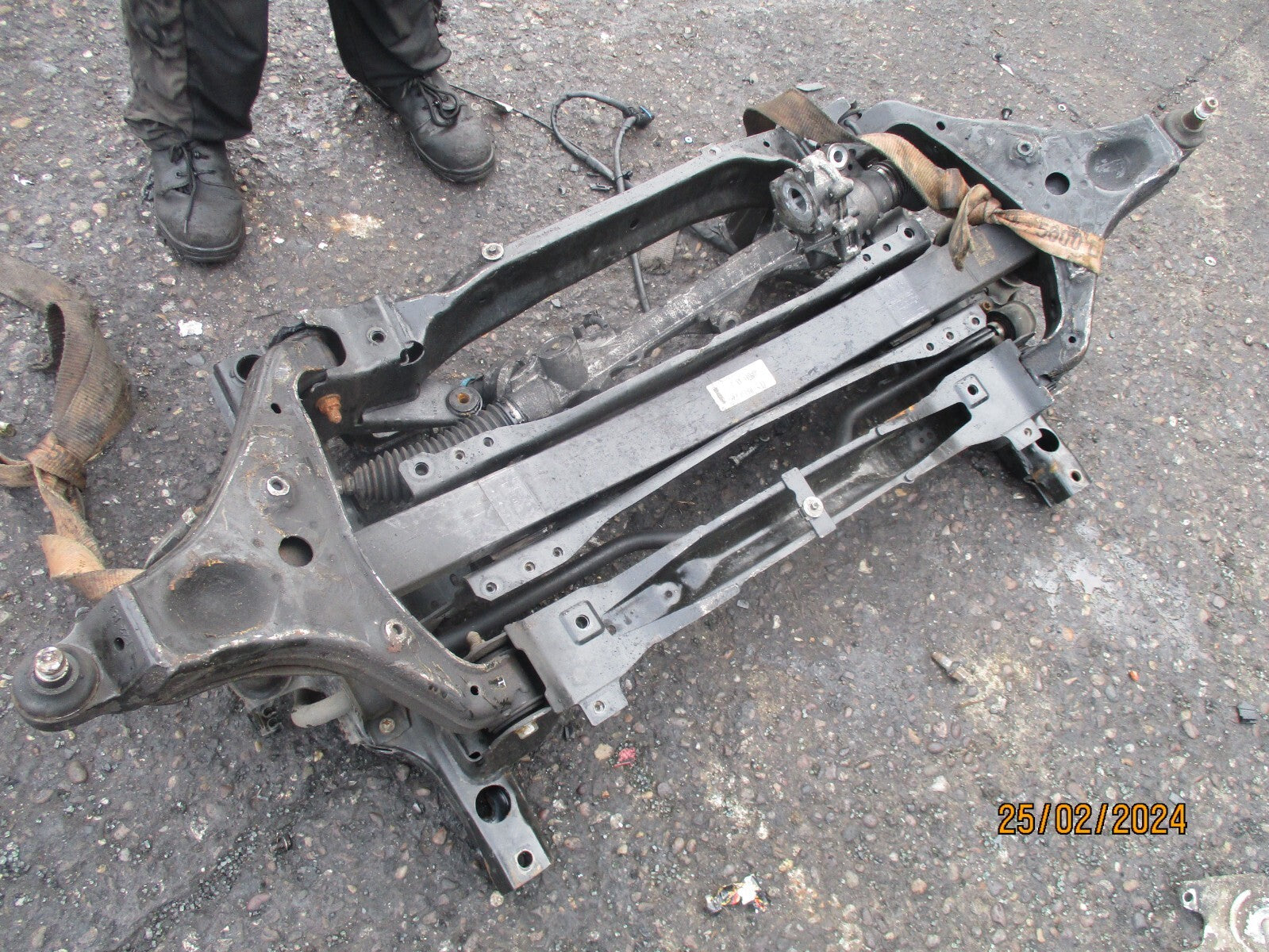 MERCEDES BENZ SPRINTER W907 2022 FRONT SUBFRAME A9070022999 DAMAGED
