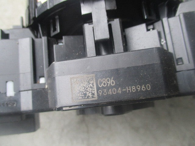 2018 KIA STONIC WIPER STALK SWITCH 93404-H8960