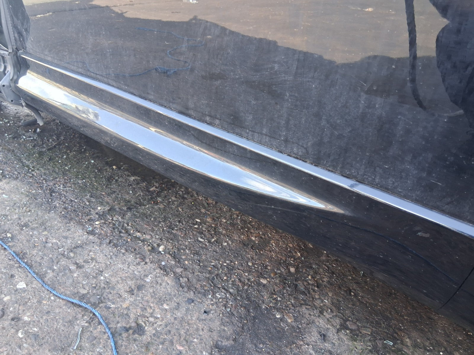 2021 LAND ROVER RANGE ROVER SPORT L494 OSF DRIVER FRONT DOOR MOULDING TRIM
