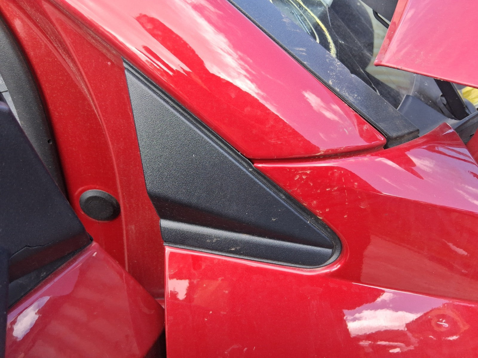 2026 HYUNDAI I20 MK3 OSF DRIVER SIDE FRONT WING PANEL TRIM