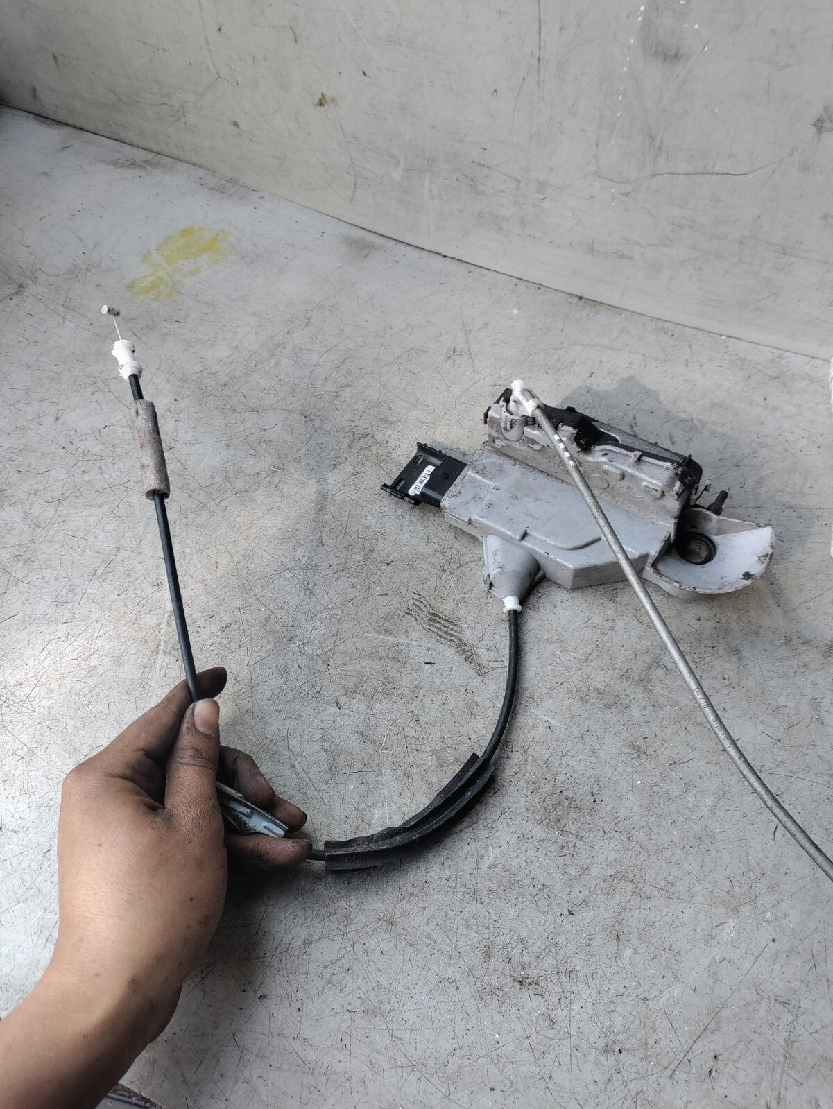 2018 CITROEN C4 CACTUS OSF DRIVER FRONT DOOR LOCK